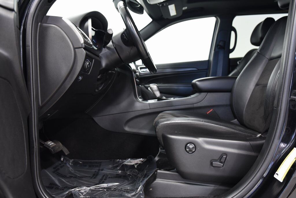 2020 Jeep Grand Cherokee Altitude Akron