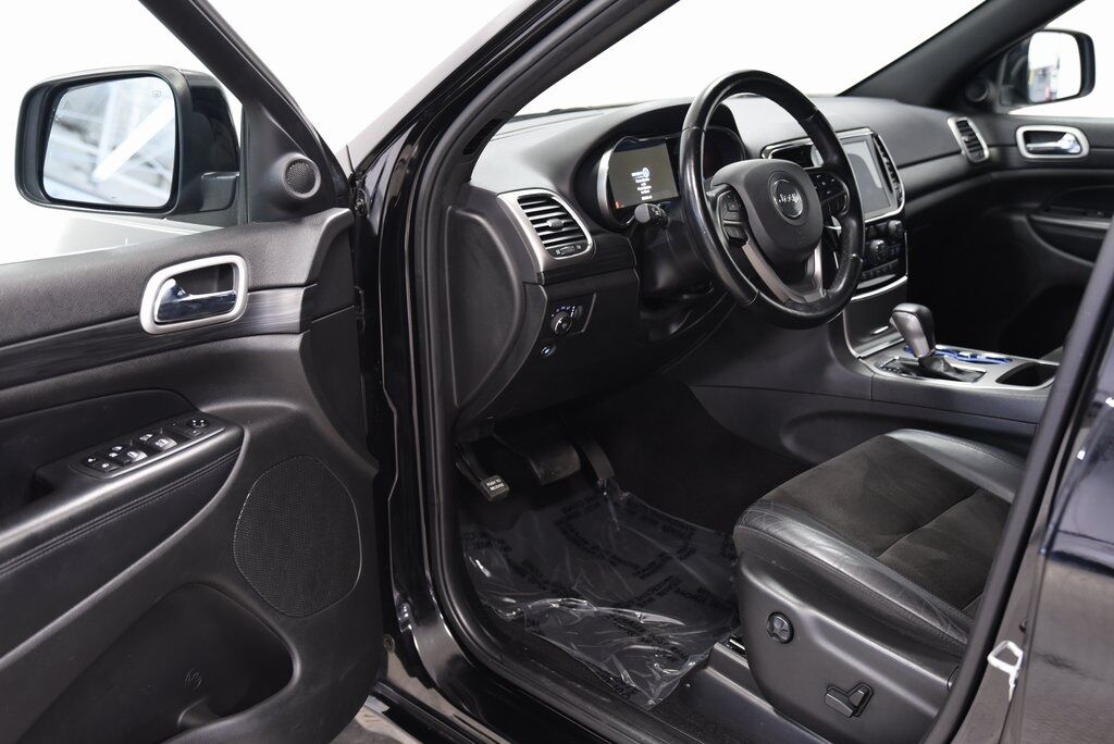 2020 Jeep Grand Cherokee Altitude Akron