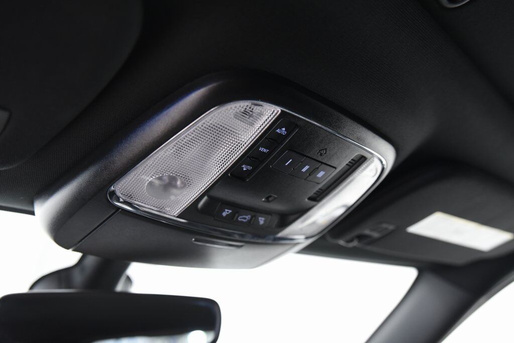 2020 Jeep Grand Cherokee Altitude Akron