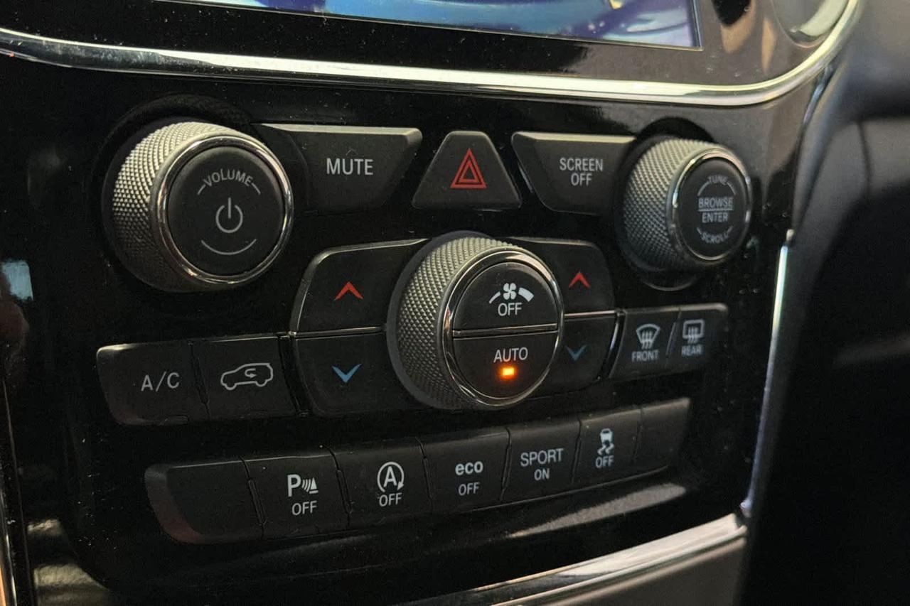 2020 Jeep Grand Cherokee Altitude Roseville CA