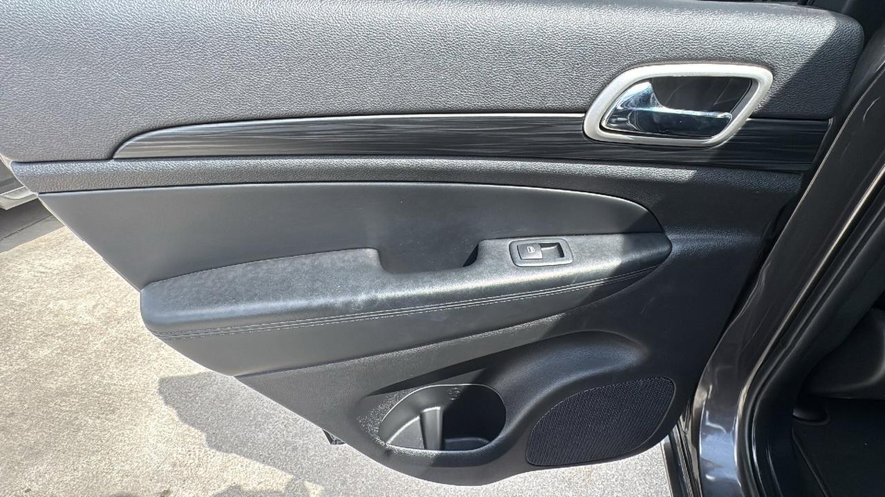 2020 Jeep Grand Cherokee Altitude  Selma TX