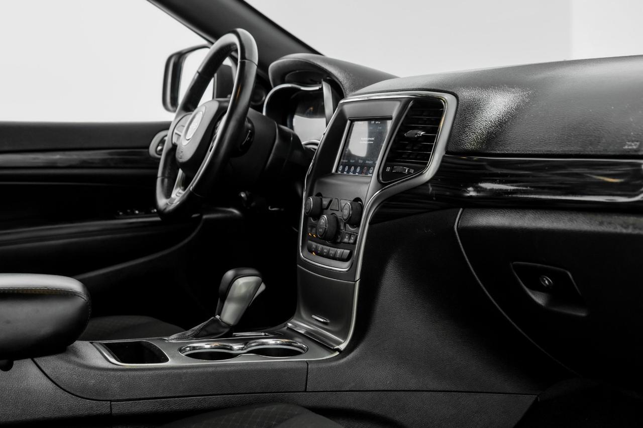 2020 Jeep Grand Cherokee LAREDO E BLIND SPOT ASSIST REAR CAMERA KEYLESS START BLUETOOTH D Carrollton TX