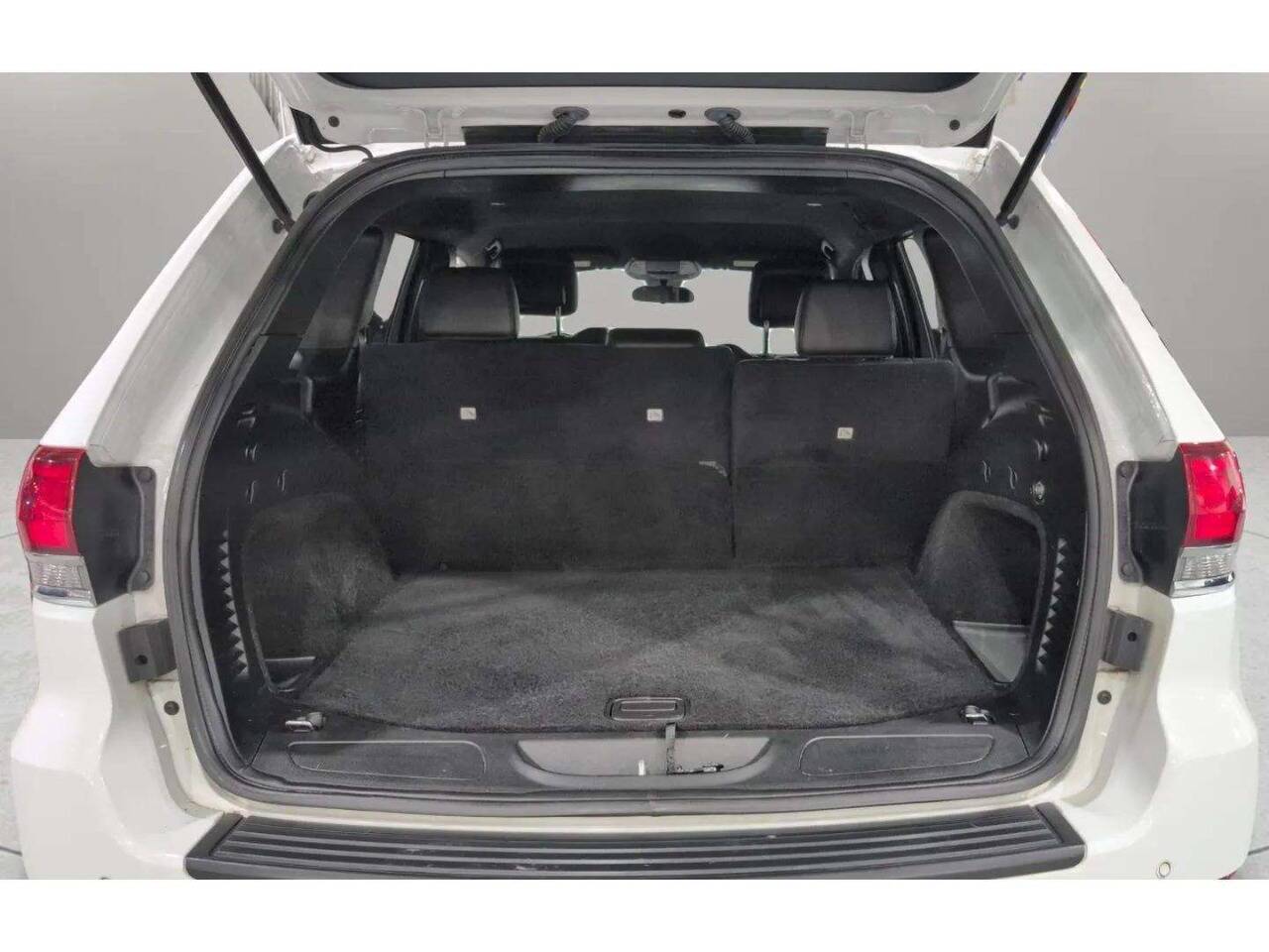 2020 Jeep Grand Cherokee Laredo 4x4 4dr SUV Lake Orion MI