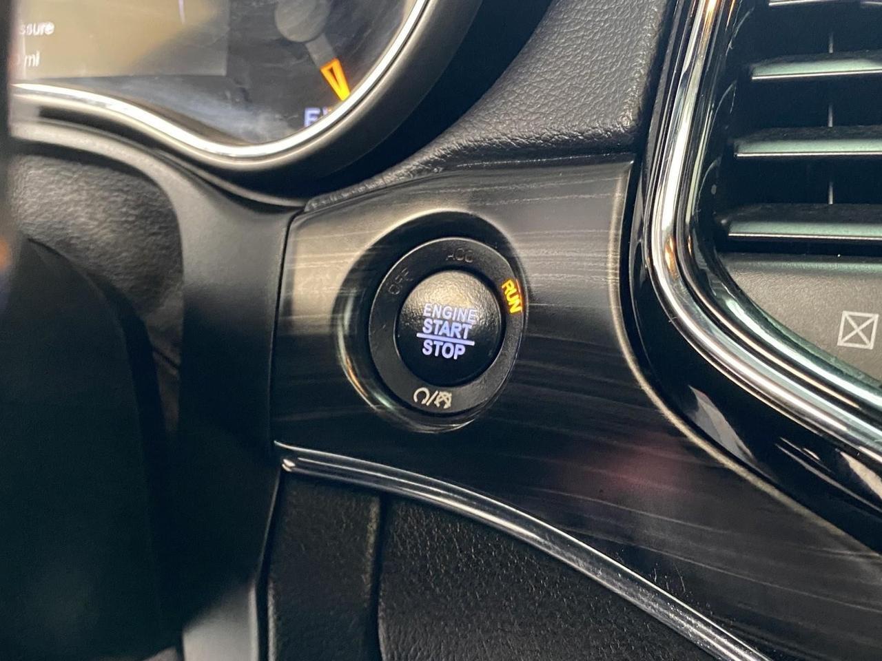 2020 Jeep Grand Cherokee Limited photo 22