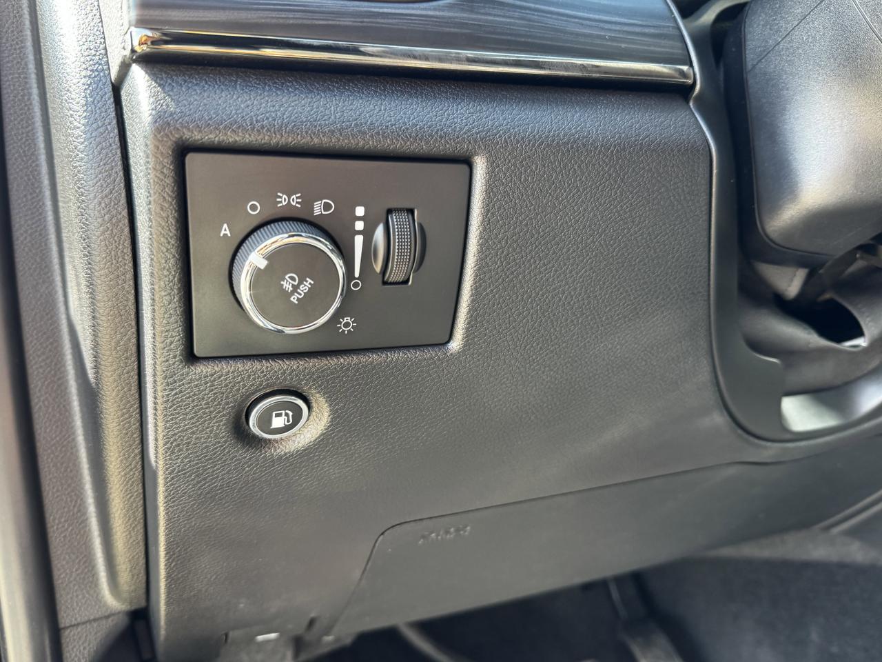 2020 Jeep Grand Cherokee Limited X 4x4 | V6 | Backup Camera | Pano Sunroof | Leather Redwater AB