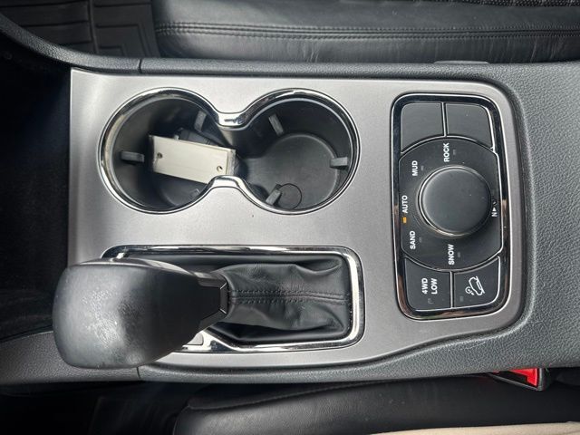 2020 Jeep Grand Cherokee Limited X Random Lake WI