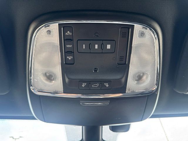 2020 Jeep Grand Cherokee Limited X Random Lake WI