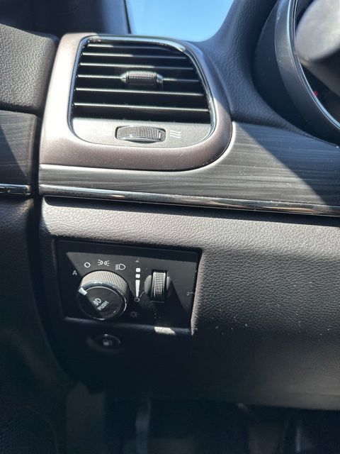 2020 Jeep Grand Cherokee Limited X Random Lake WI