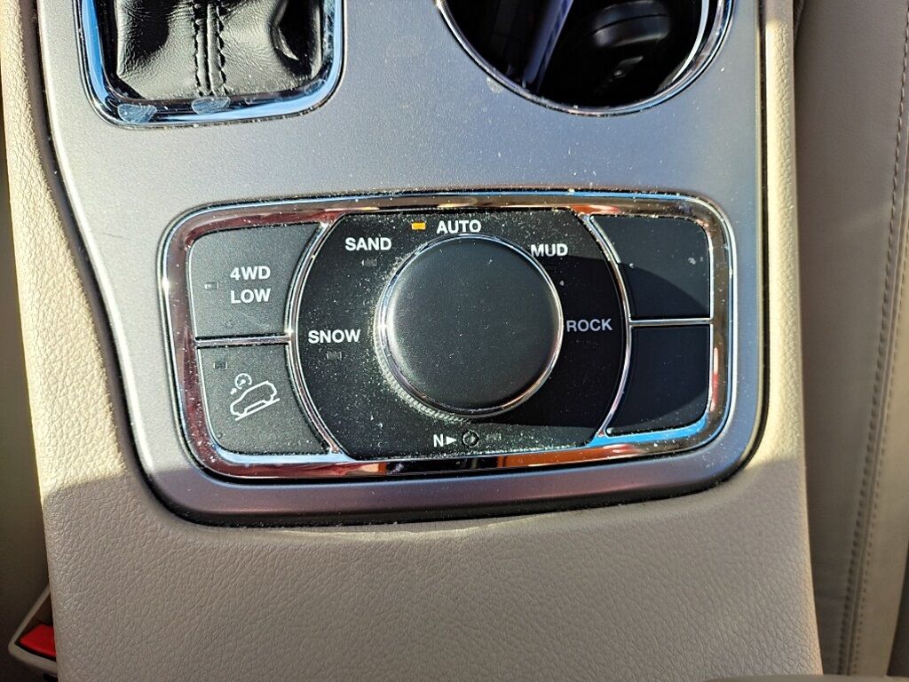 2020 Jeep Grand Cherokee Limited Hunt Valley MD