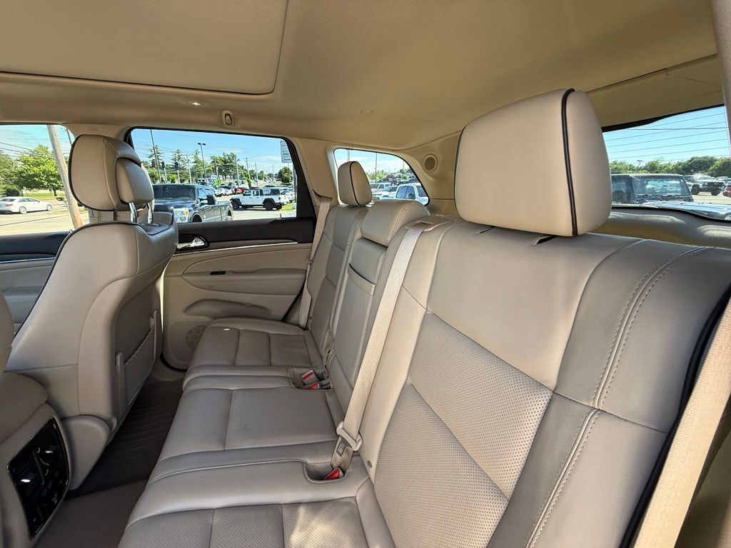 2020 Jeep Grand Cherokee Overland Crestwood KY
