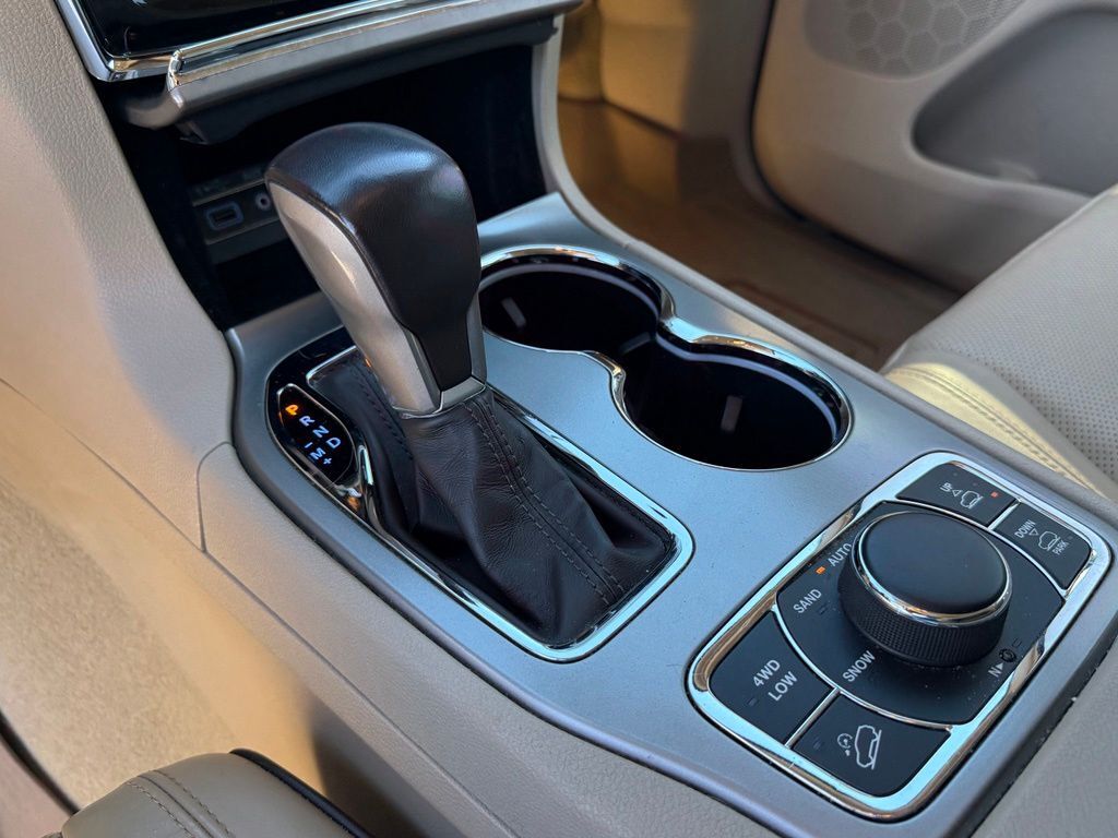2020 Jeep Grand Cherokee Overland Crestwood KY
