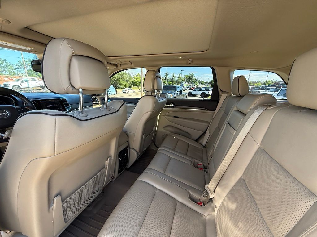 2020 Jeep Grand Cherokee Overland Crestwood KY