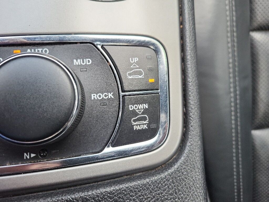 2020 Jeep Grand Cherokee Overland Vestal NY