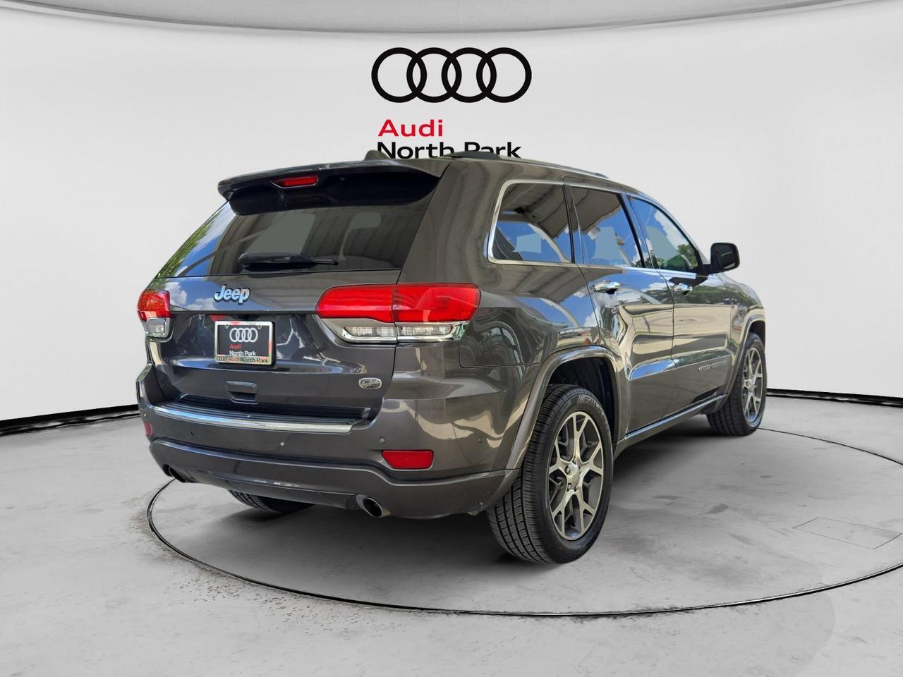 2020 Jeep Grand Cherokee Overland  Selma TX