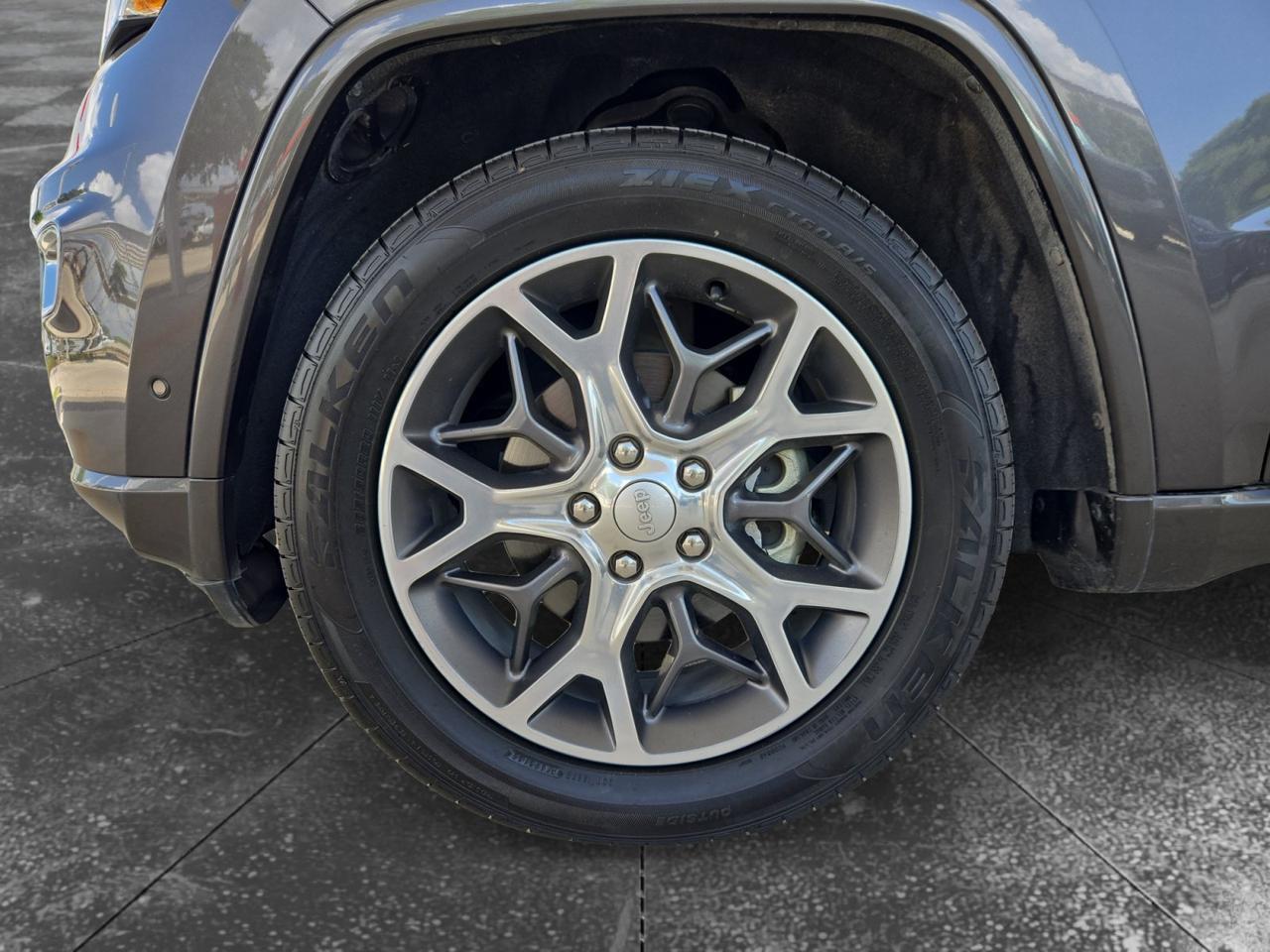 2020 Jeep Grand Cherokee Overland  Selma TX