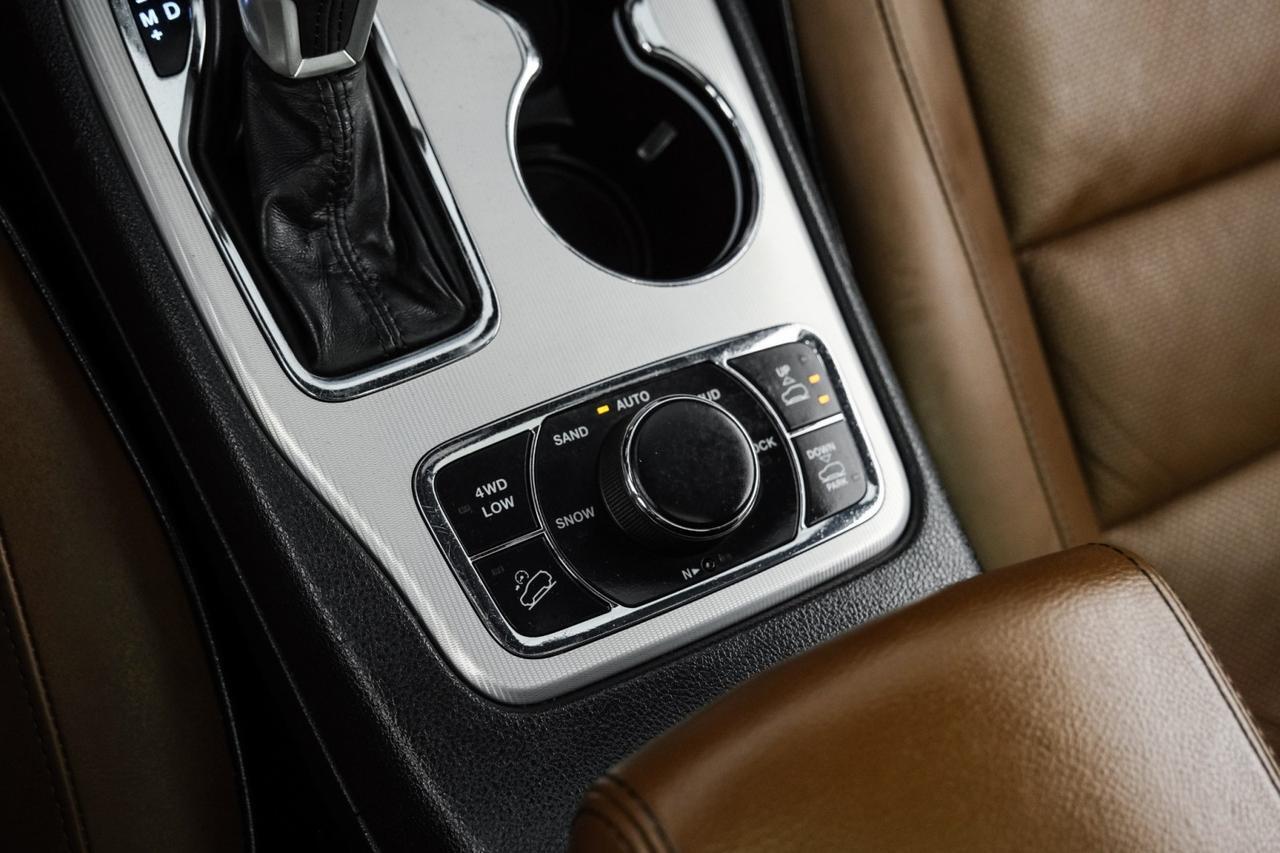 2020 Jeep Grand Cherokee SUMMIT 4WD 5.7L HEMI BLIND SPOT ASSIST FORWARD COLLISION ALERT NAVIGATION PANORAMA Carrollton TX