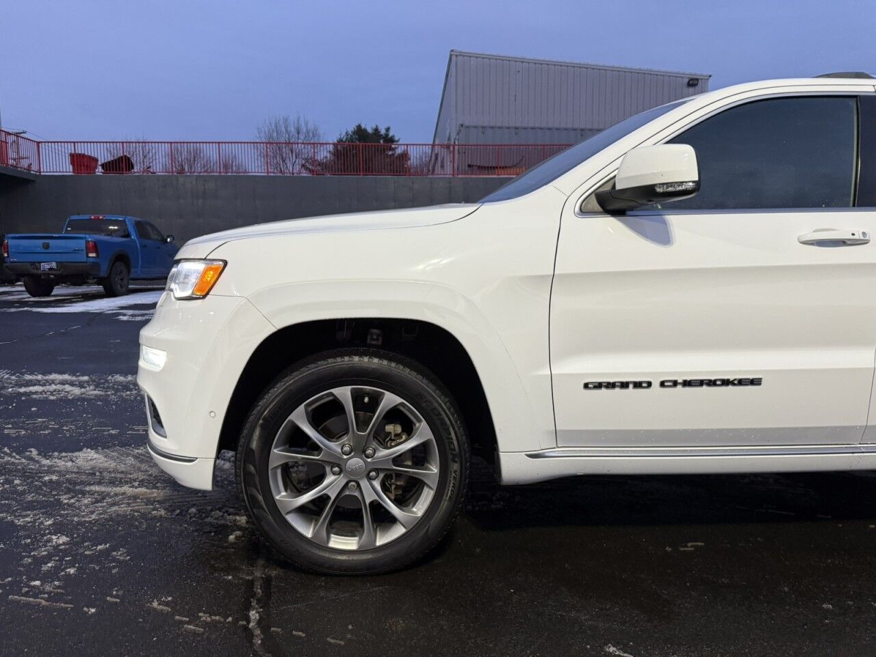 2020 Jeep Grand Cherokee Summit Fitchburg MA