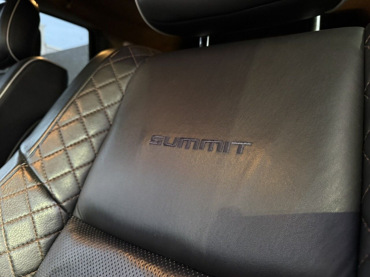 2020 Jeep Grand Cherokee Summit Fitchburg MA