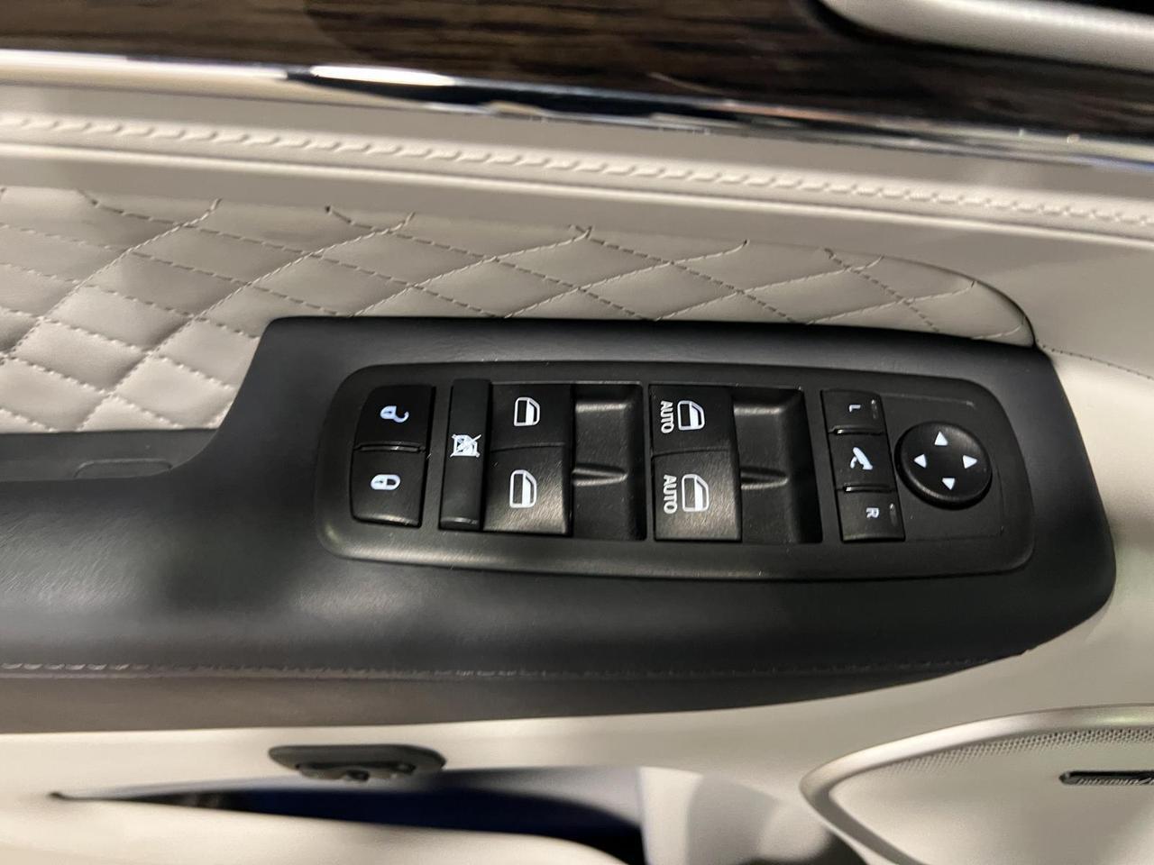 2020 Jeep Grand Cherokee Summit Parker CO