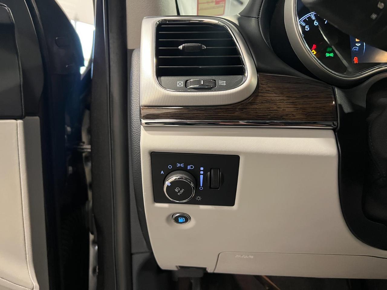 2020 Jeep Grand Cherokee Summit Parker CO