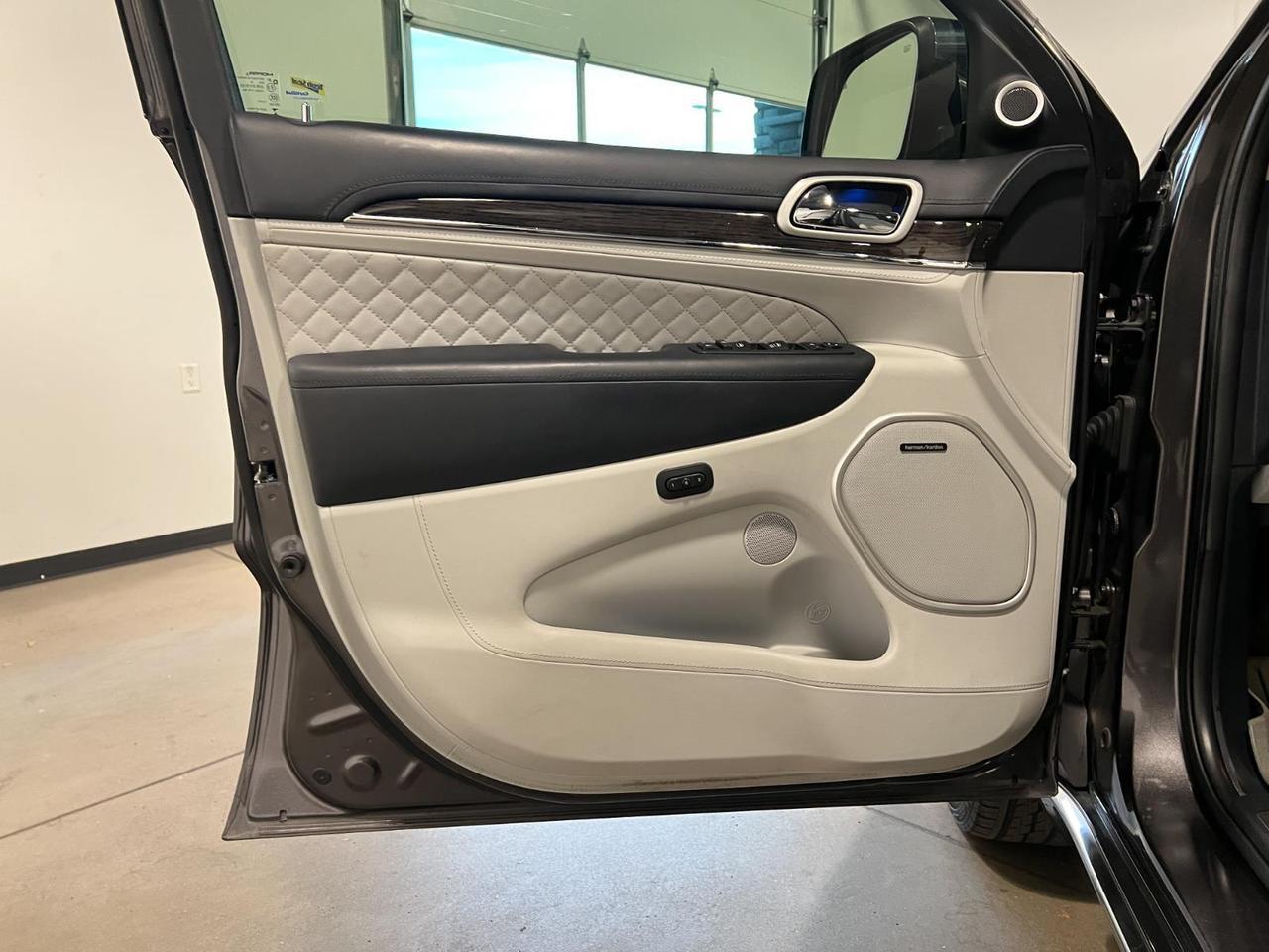 2020 Jeep Grand Cherokee Summit Parker CO