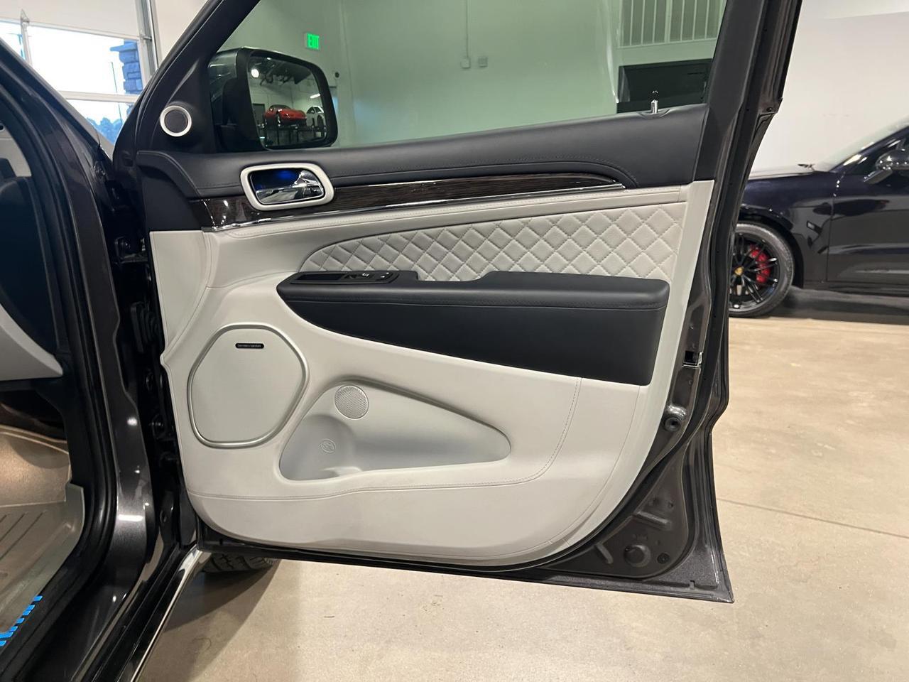 2020 Jeep Grand Cherokee Summit Parker CO