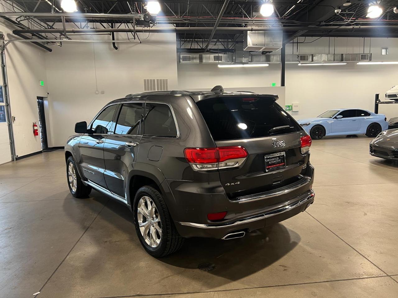 2020 Jeep Grand Cherokee Summit Parker CO