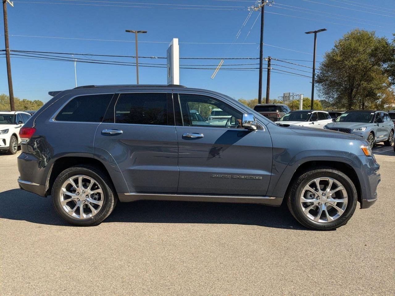 2020 Jeep Grand Cherokee Summit