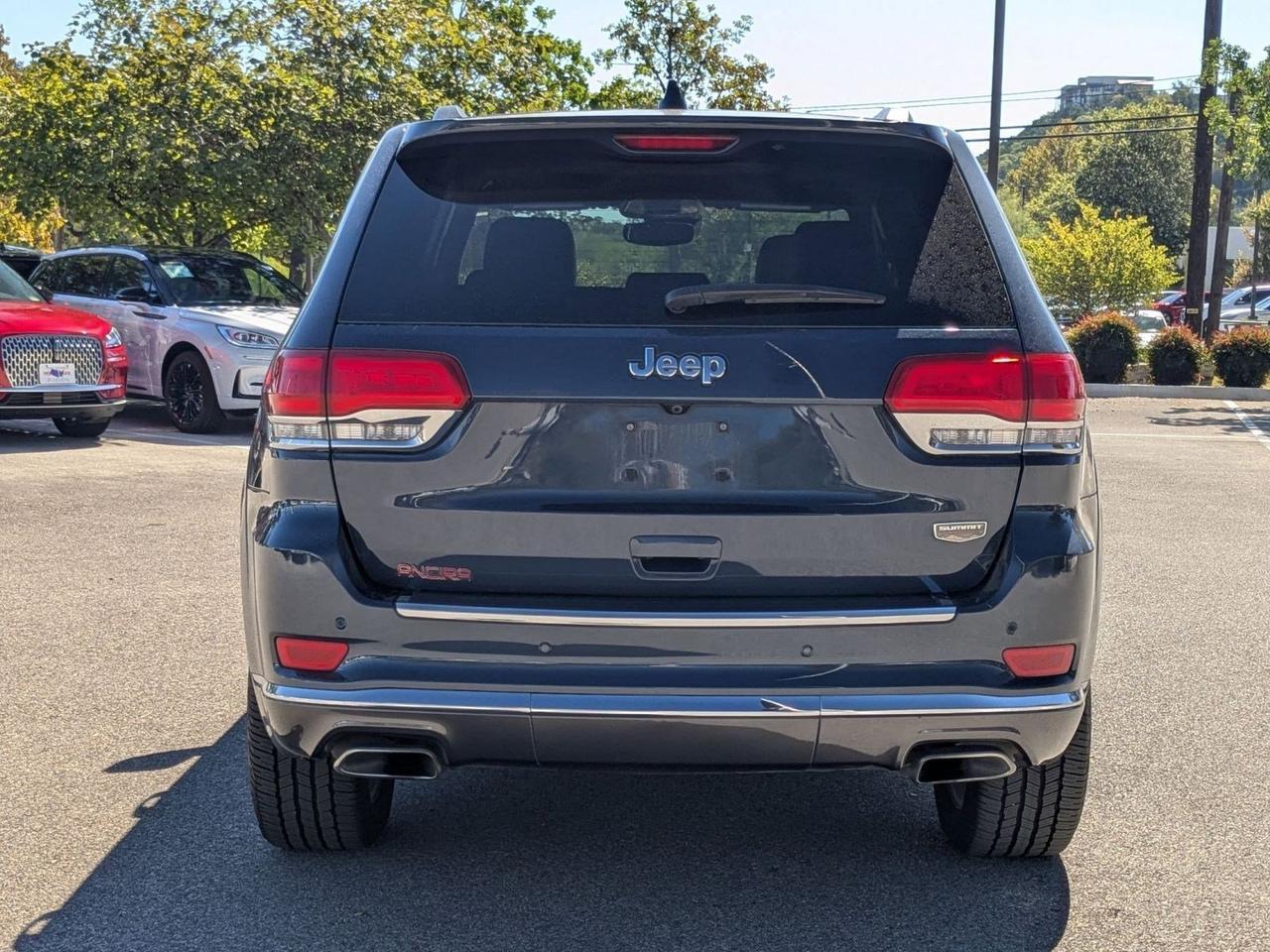 2020 Jeep Grand Cherokee Summit