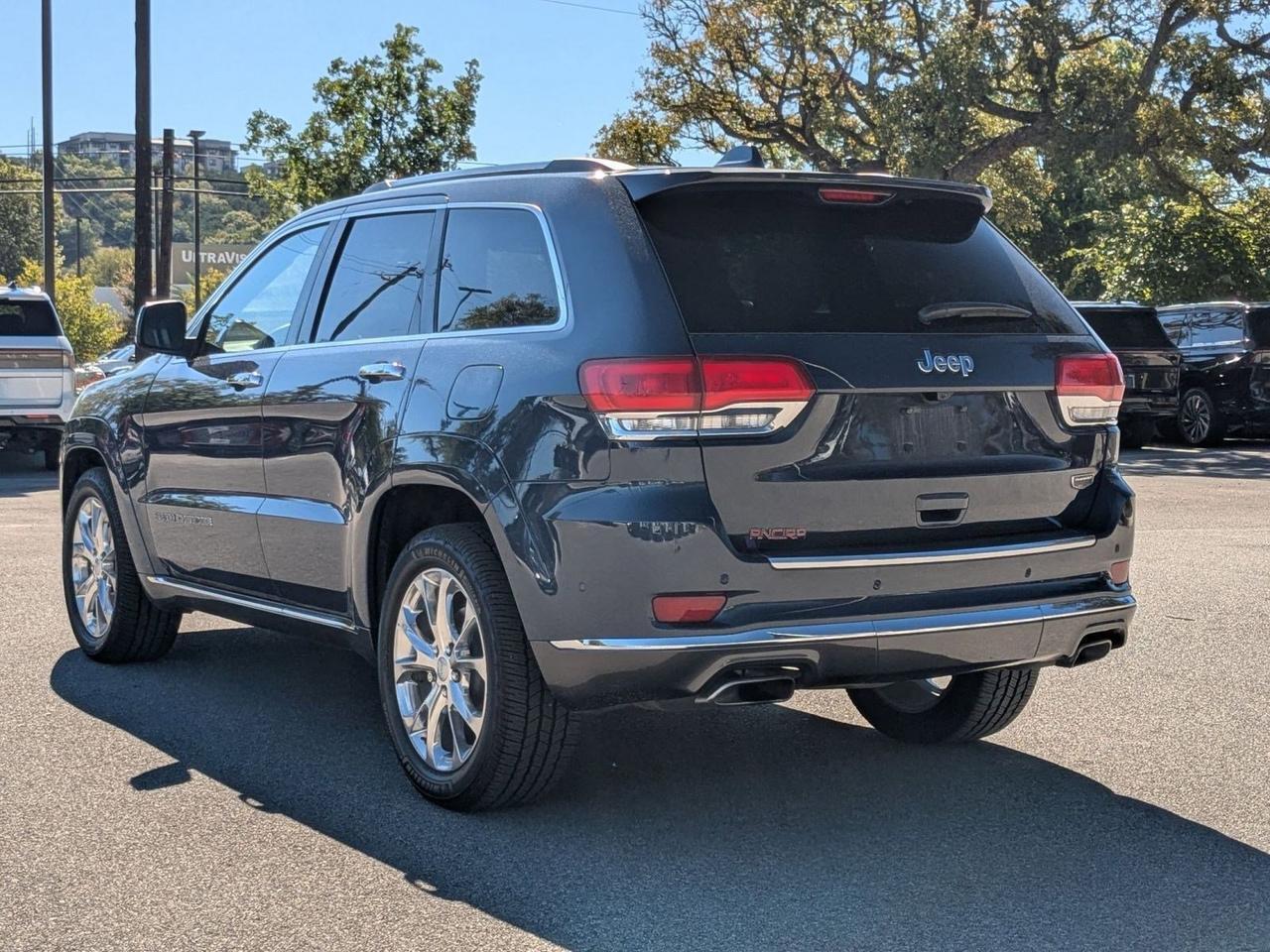 2020 Jeep Grand Cherokee Summit