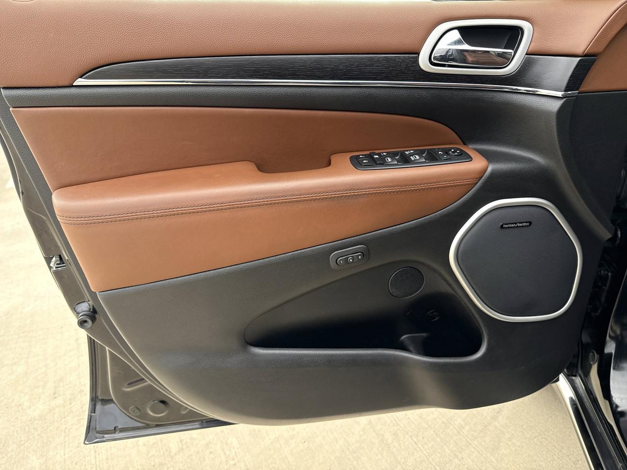 2020 Jeep Grand Cherokee Summit San Antonio TX