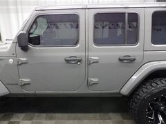 2020 Jeep Wrangler 4x4 Unlimited Sahara Fond du Lac WI