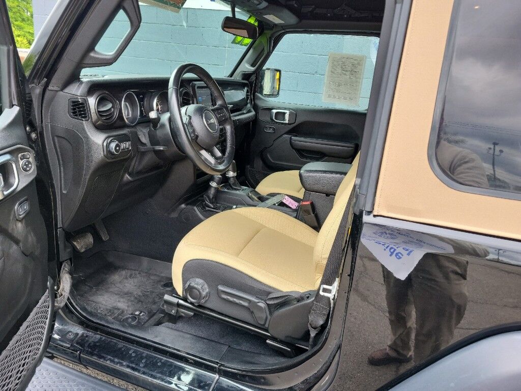 2020 Jeep Wrangler Black and Tan Owego NY