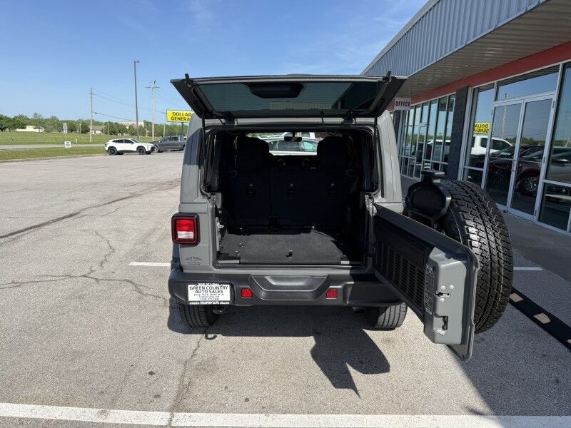 2020 Jeep Wrangler Unlimited 4x4 Sahara High Altitude Collinsville OK