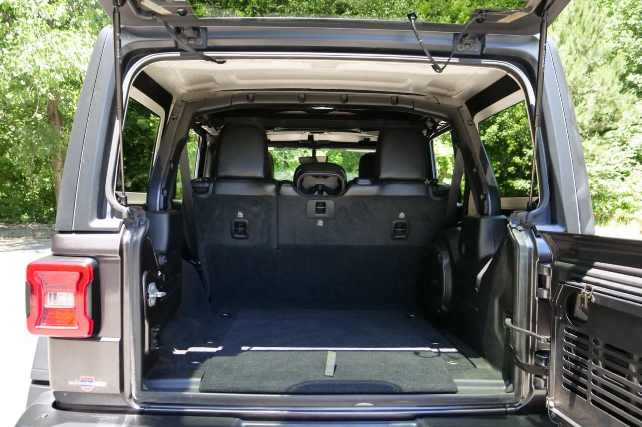 2020 Jeep Wrangler Unlimited Rubicon 4X4 / Heated Leather Seats / Steel Bumpers! Lincolnton NC