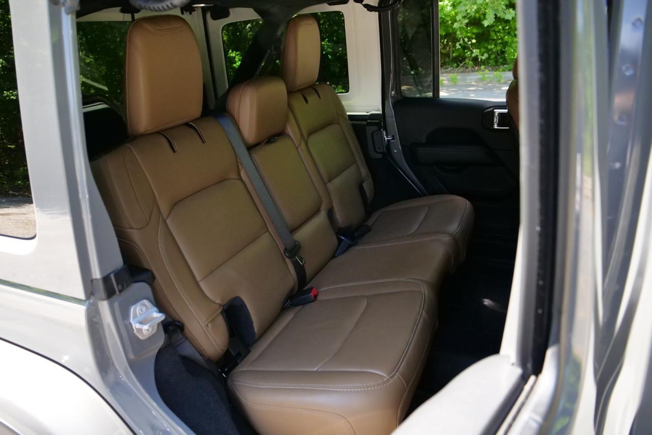 2020 Jeep Wrangler Unlimited Rubicon 4X4 / Sky One Roof / Leather Seats! High Point NC