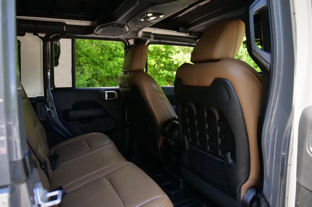 2020 Jeep Wrangler Unlimited Rubicon 4X4 / Sky One Roof / Leather Seats! High Point NC