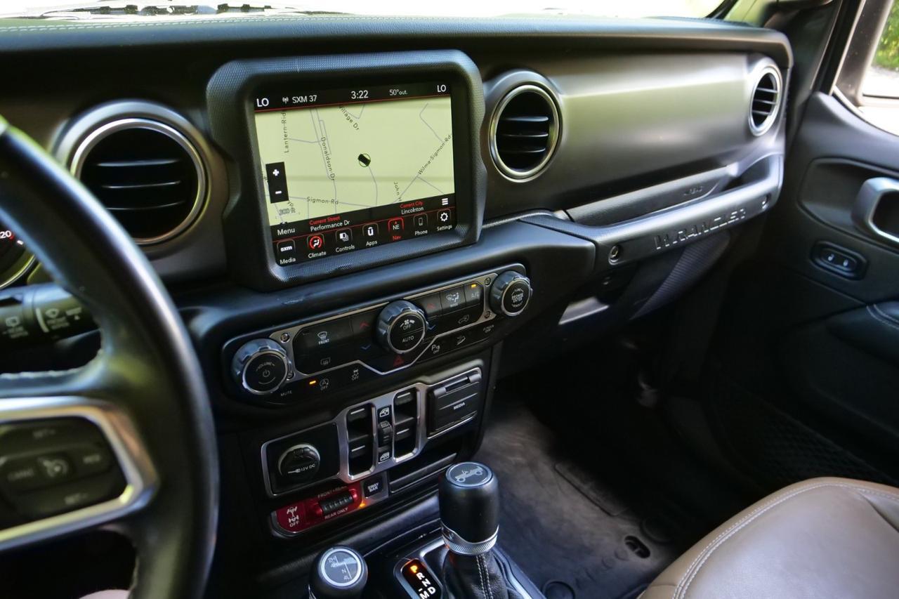 2020 Jeep Wrangler Unlimited Rubicon 4X4 / Sky One Roof / Leather Seats! High Point NC
