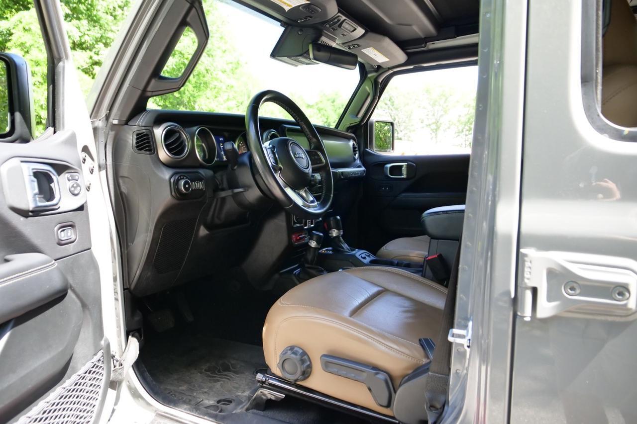 2020 Jeep Wrangler Unlimited Rubicon 4X4 / Sky One Roof / Leather Seats! High Point NC