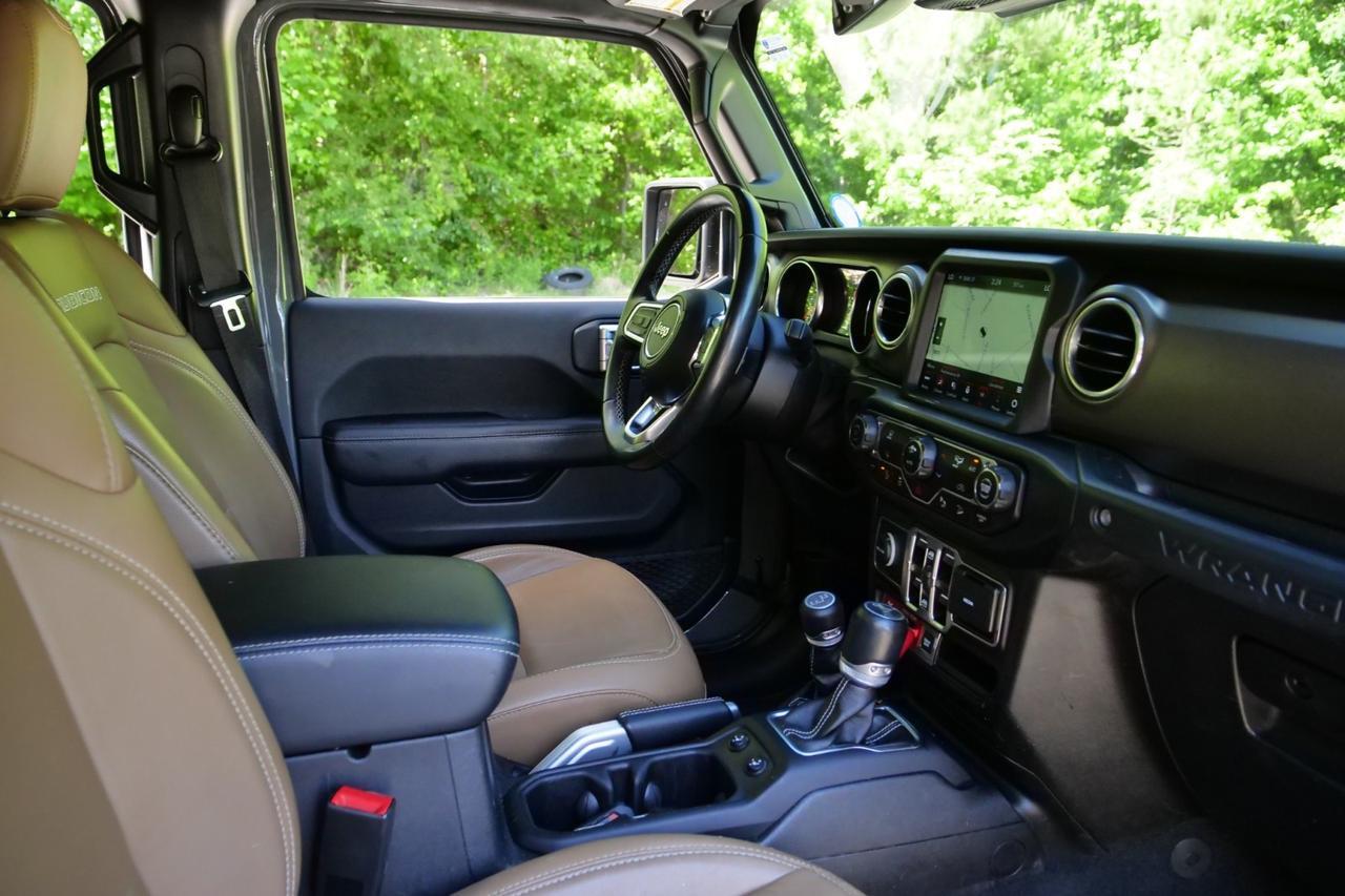 2020 Jeep Wrangler Unlimited Rubicon 4X4 / Sky One Roof / Leather Seats! High Point NC