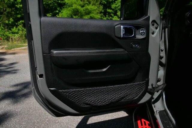 2020 Jeep Wrangler Unlimited Rubicon 4X4 / Sky One Roof / Leather Seats! High Point NC