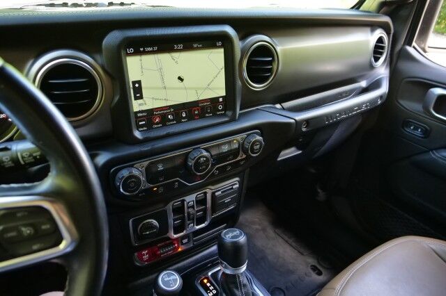 2020 Jeep Wrangler Unlimited Rubicon 4X4 / Sky One Roof / Leather Seats! High Point NC