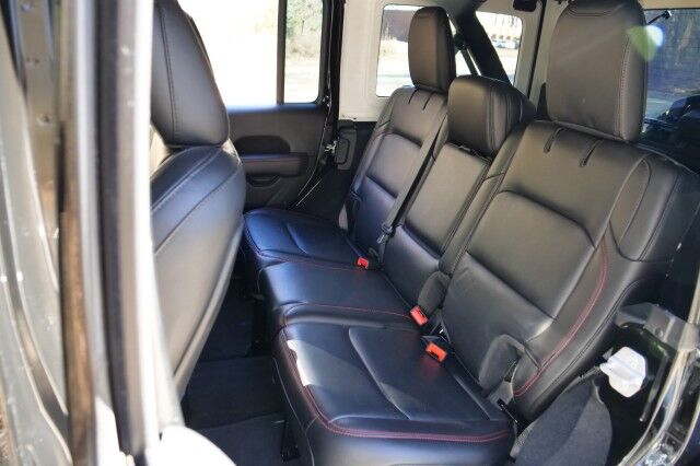 2020 Jeep Wrangler Unlimited Rubicon 4X4 / Sky One Roof / Steel Bumper Group! High Point NC