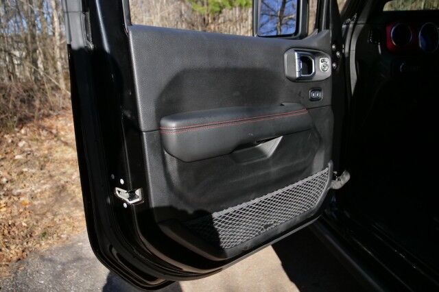 2020 Jeep Wrangler Unlimited Rubicon 4X4 / Sky One Roof / Steel Bumper Group! High Point NC