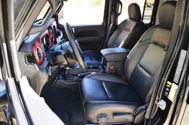 2020 Jeep Wrangler Unlimited Rubicon 4X4 / Sky One Roof / Steel Bumper Group! High Point NC