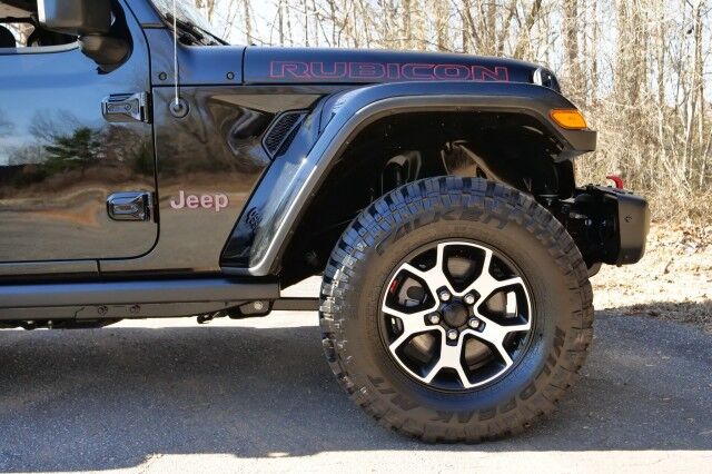 2020 Jeep Wrangler Unlimited Rubicon 4X4 / Sky One Roof / Steel Bumper Group! High Point NC