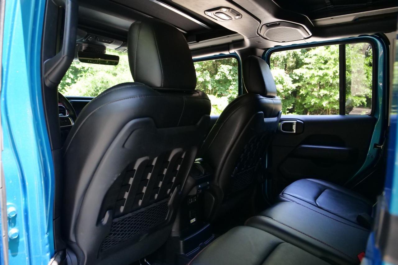 2020 Jeep Wrangler Unlimited Rubicon 4X4 / Sky One Roof / Steel Bumper Group! Lincolnton NC