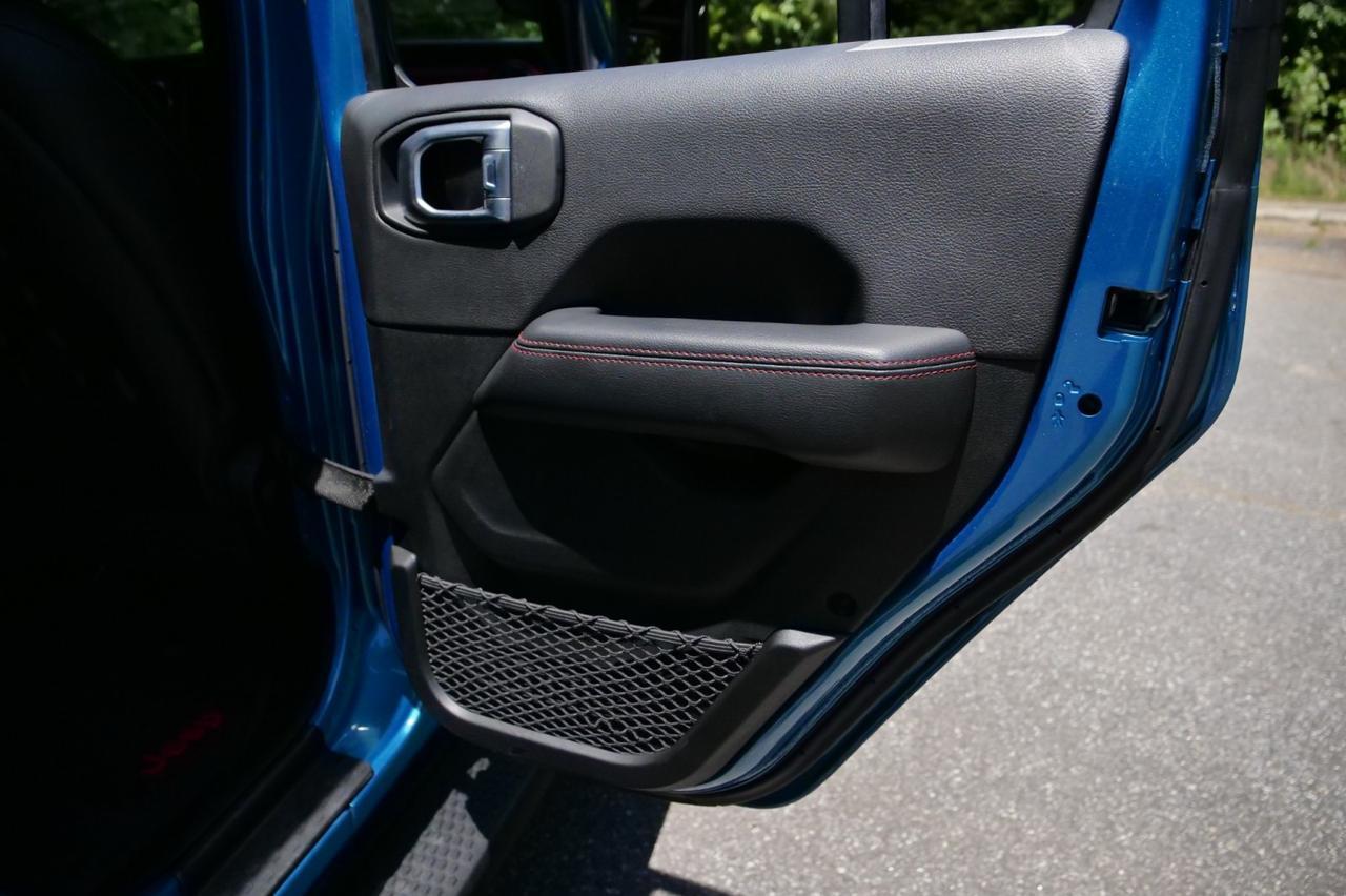 2020 Jeep Wrangler Unlimited Rubicon 4X4 / Sky One Roof / Steel Bumper Group! Lincolnton NC