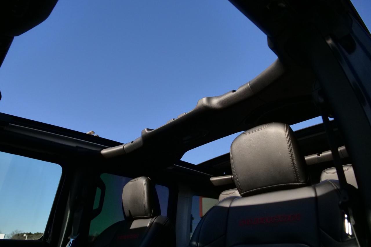 2020 Jeep Wrangler Unlimited Rubicon 4X4 / Sky One Roof / Steel Bumper Group! Lincolnton NC