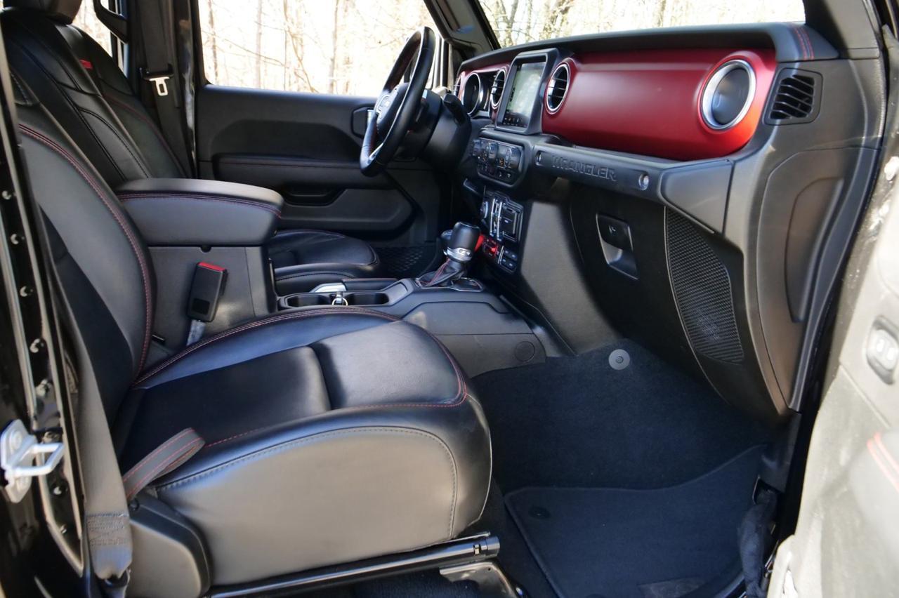 2020 Jeep Wrangler Unlimited Rubicon 4X4 / Sky One Roof / Steel Bumper Group! Lincolnton NC